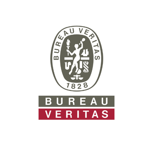 Logotipo de la empresa Bureau Veritas compuesto de las letras escritas en blanco sobre fondo gris y granate. Sobre las letras aparece imagen de sello.